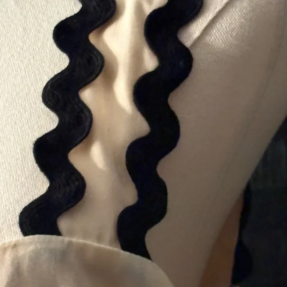 Entro Ric Rac Midi Dress - Picture 2 of 6